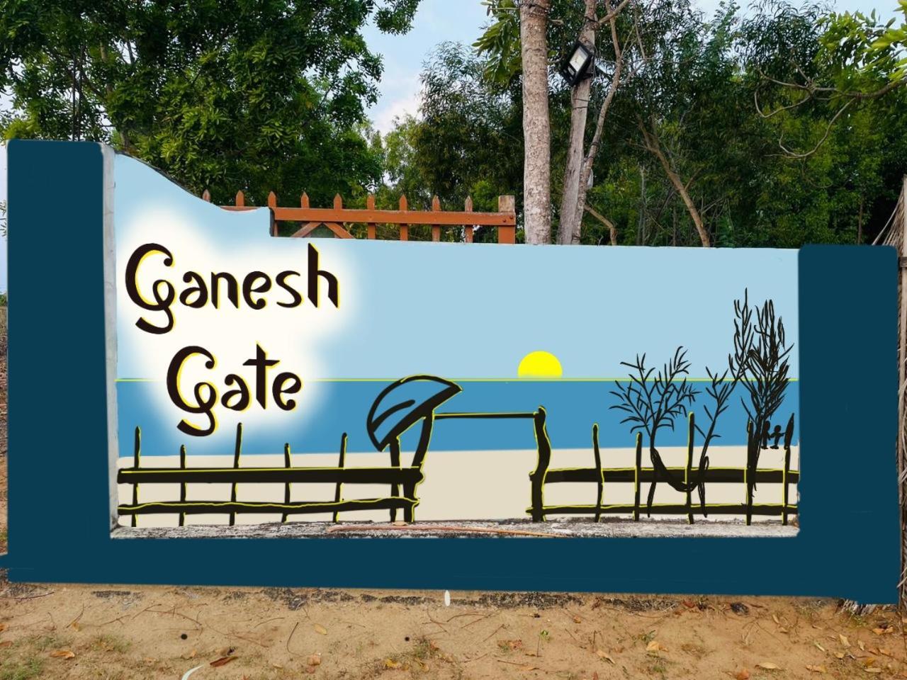 Hotel Ganesh Gate à Pottuvil Extérieur photo